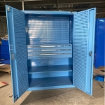 Tủ treo đồ nghề cơ khí 2 cánh